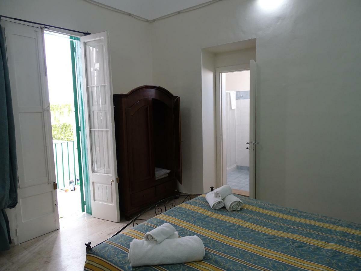 B&B New Antico Palazzo Parabita Eksteriør bilde