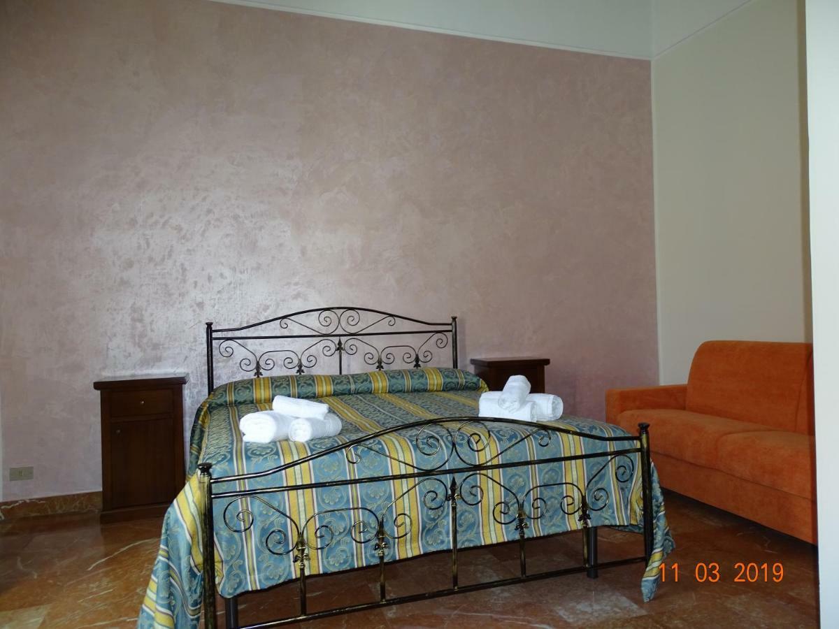 B&B New Antico Palazzo Parabita Eksteriør bilde