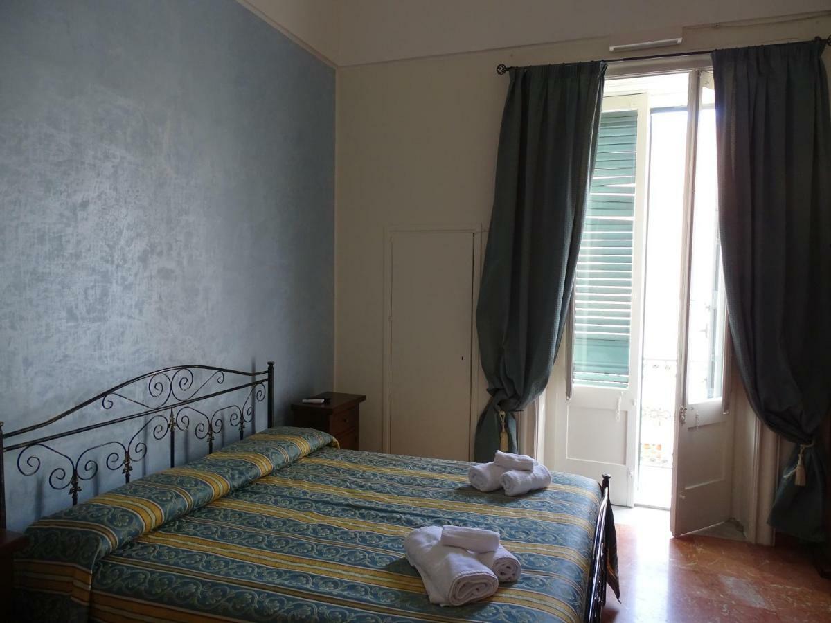 B&B New Antico Palazzo Parabita Eksteriør bilde