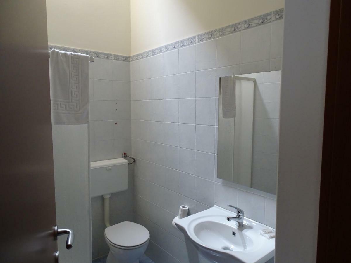 B&B New Antico Palazzo Parabita Eksteriør bilde
